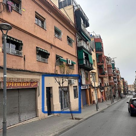 Apartamento En Planta Baja Cerca De La Playa En Badalona Bagian luar foto