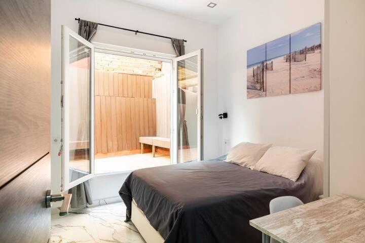 Apartamento En Planta Baja Cerca De La Playa En Badalona Bagian luar foto