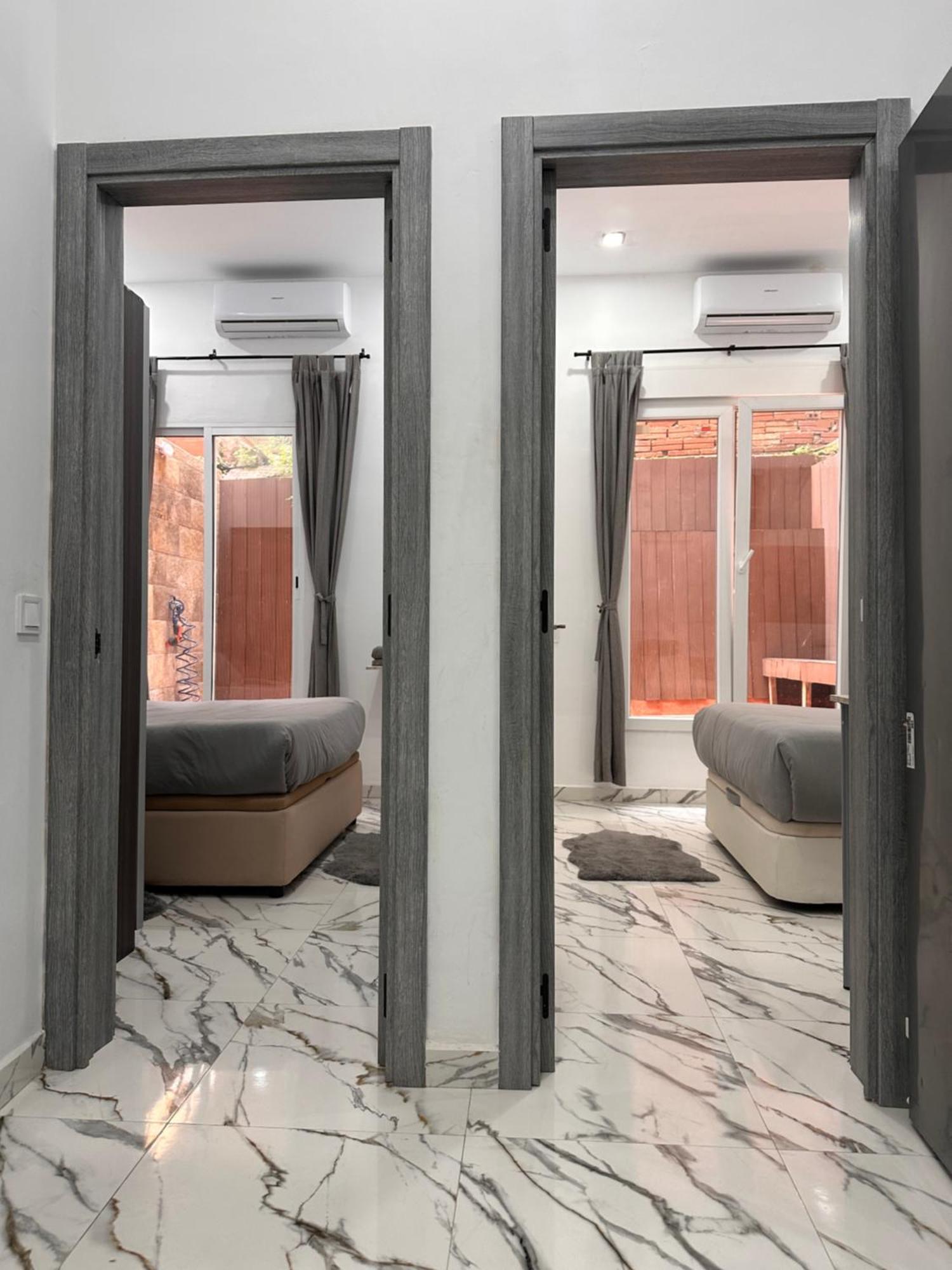 Apartamento En Planta Baja Cerca De La Playa En Badalona Bagian luar foto