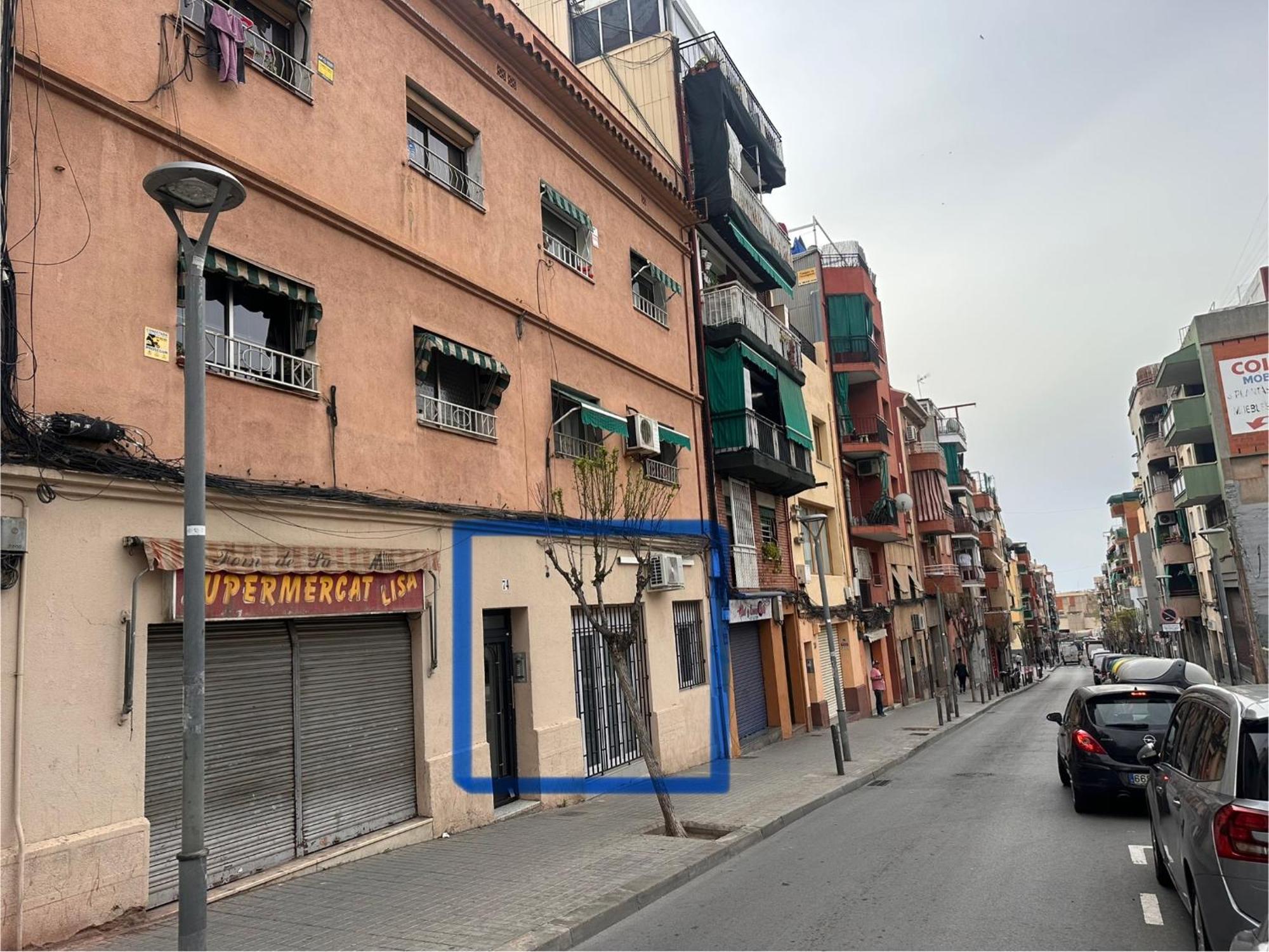 Apartamento En Planta Baja Cerca De La Playa En Badalona Bagian luar foto